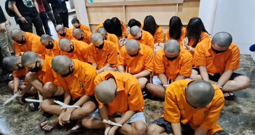 B178540A-0BF3-444C-99C8-8EBD87AE0962