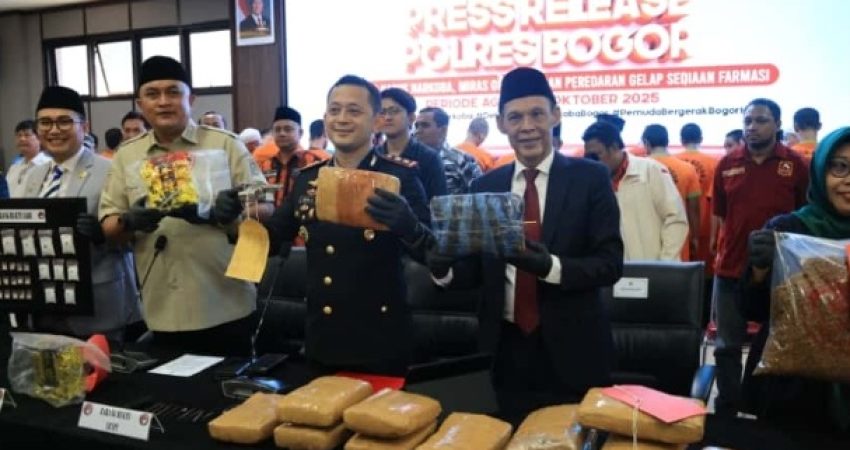 Picsart_25-10-28_20-35-07-544